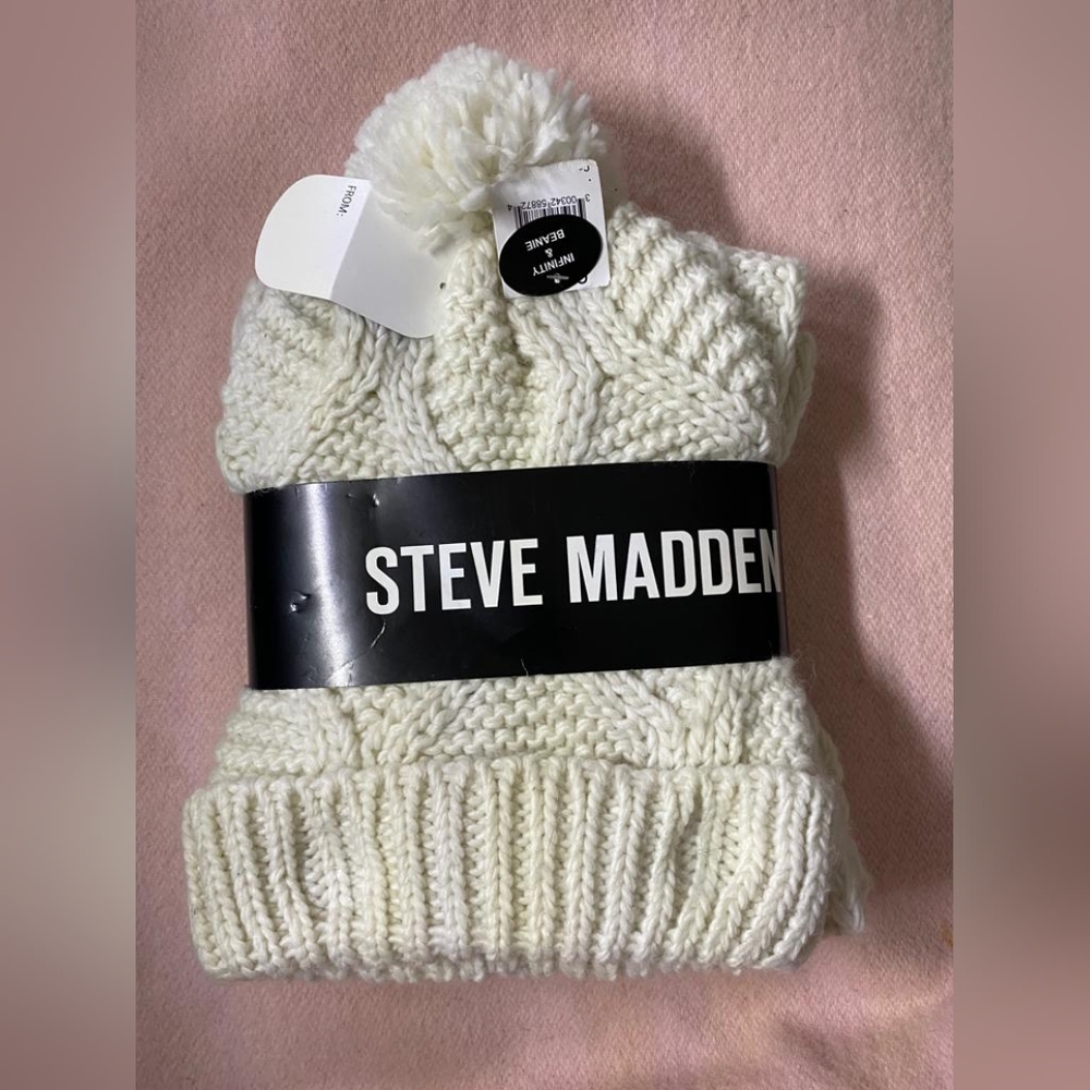Steve Madden Benie & Infinity Scarf